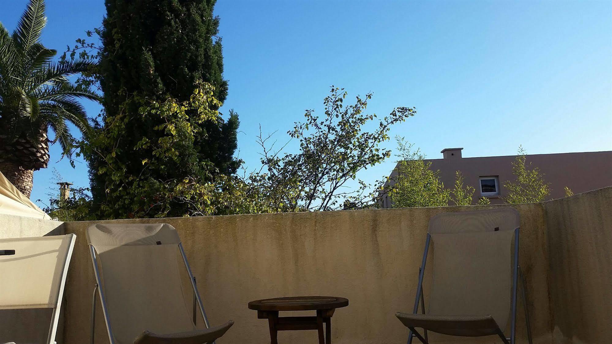 Le Synaya Hotel Sanary-sur-Mer Exterior photo
